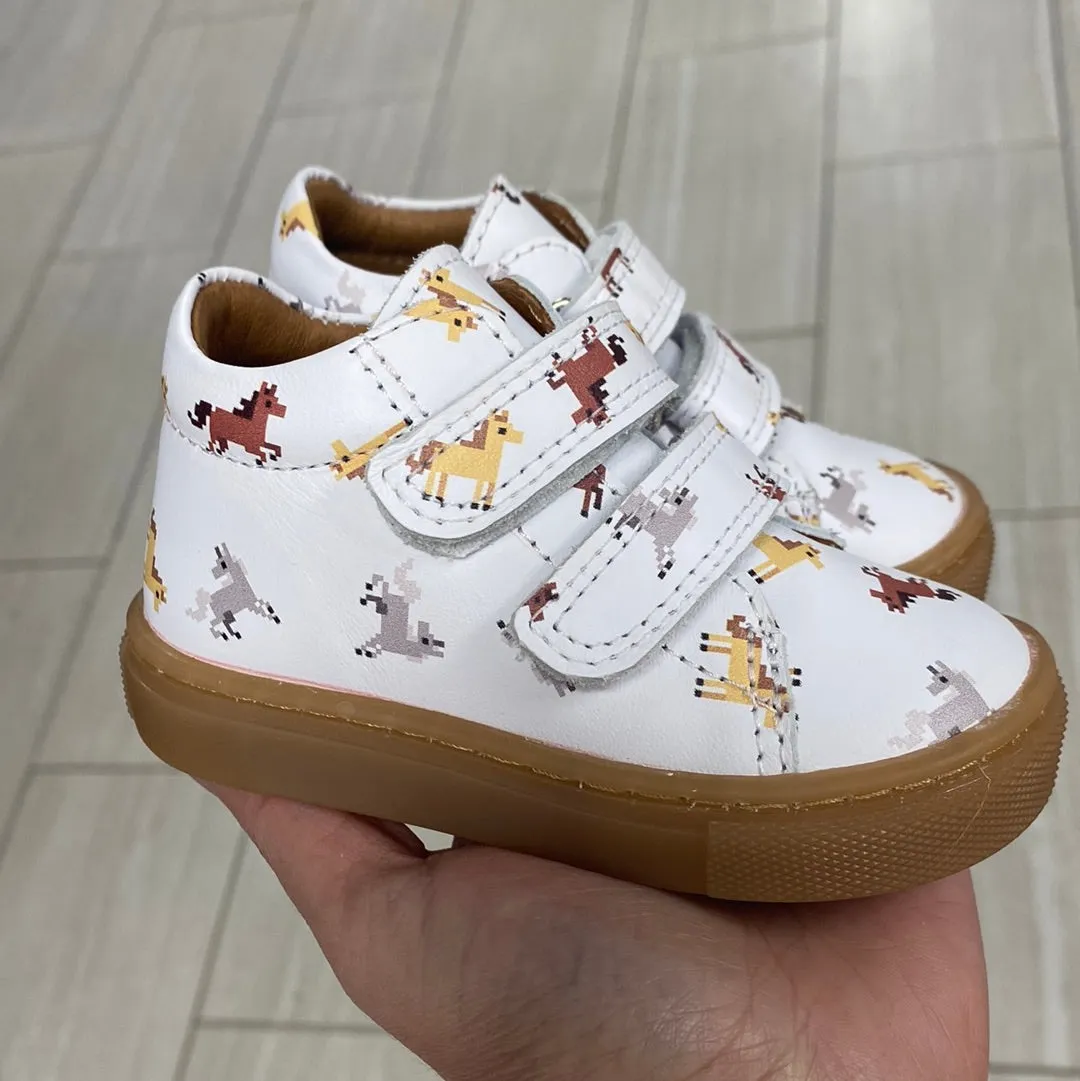 Atlanta Mocassin White Horse Print Baby Sneaker