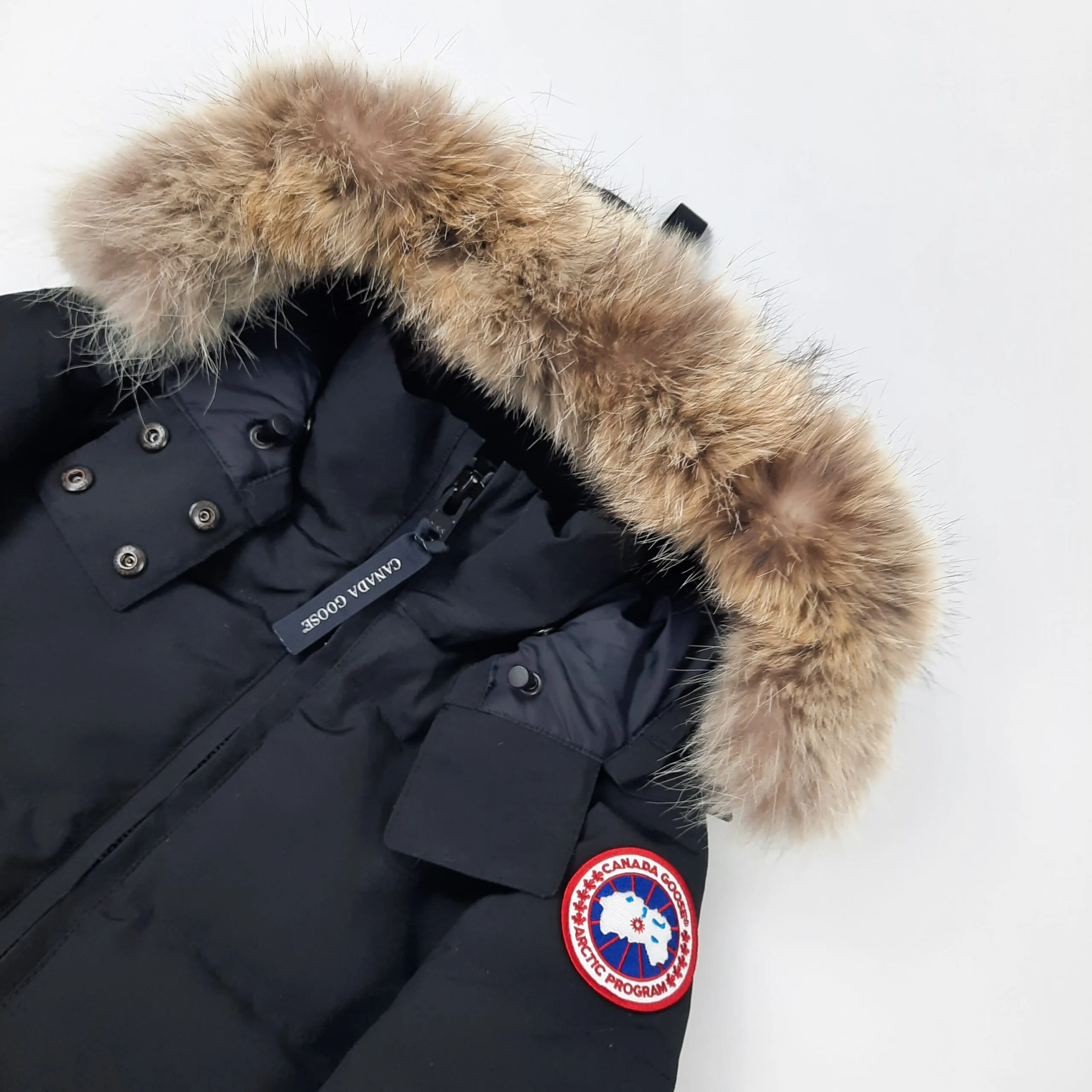 Canada Goose Chelsea Parka Black Small - Authentic Luxury Designer