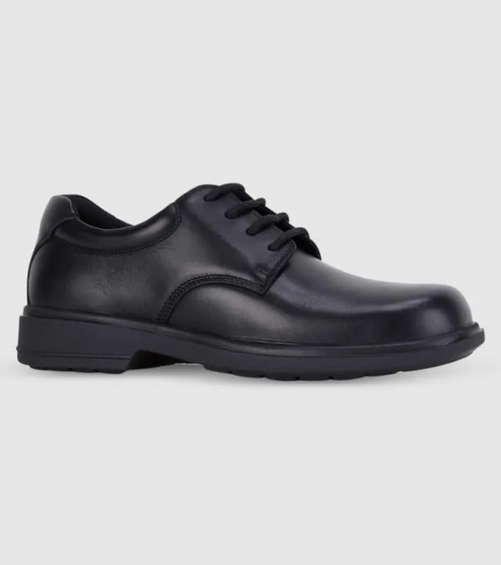 clarks descent (d narrow) junior boys school shoes