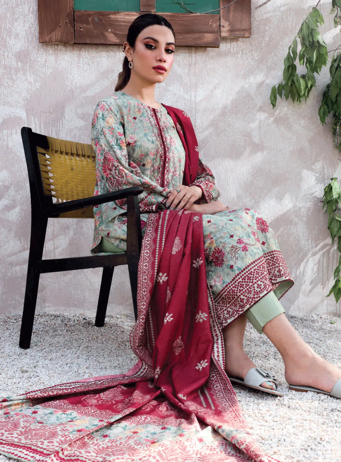 Maha By Rashid Textile Embroidered Karandi Unstitched 3 Piece Suit - RT23MK 8317