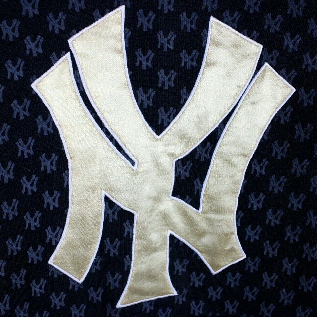 MAJESTIC New York YANKEES Hoodie Black | Medium