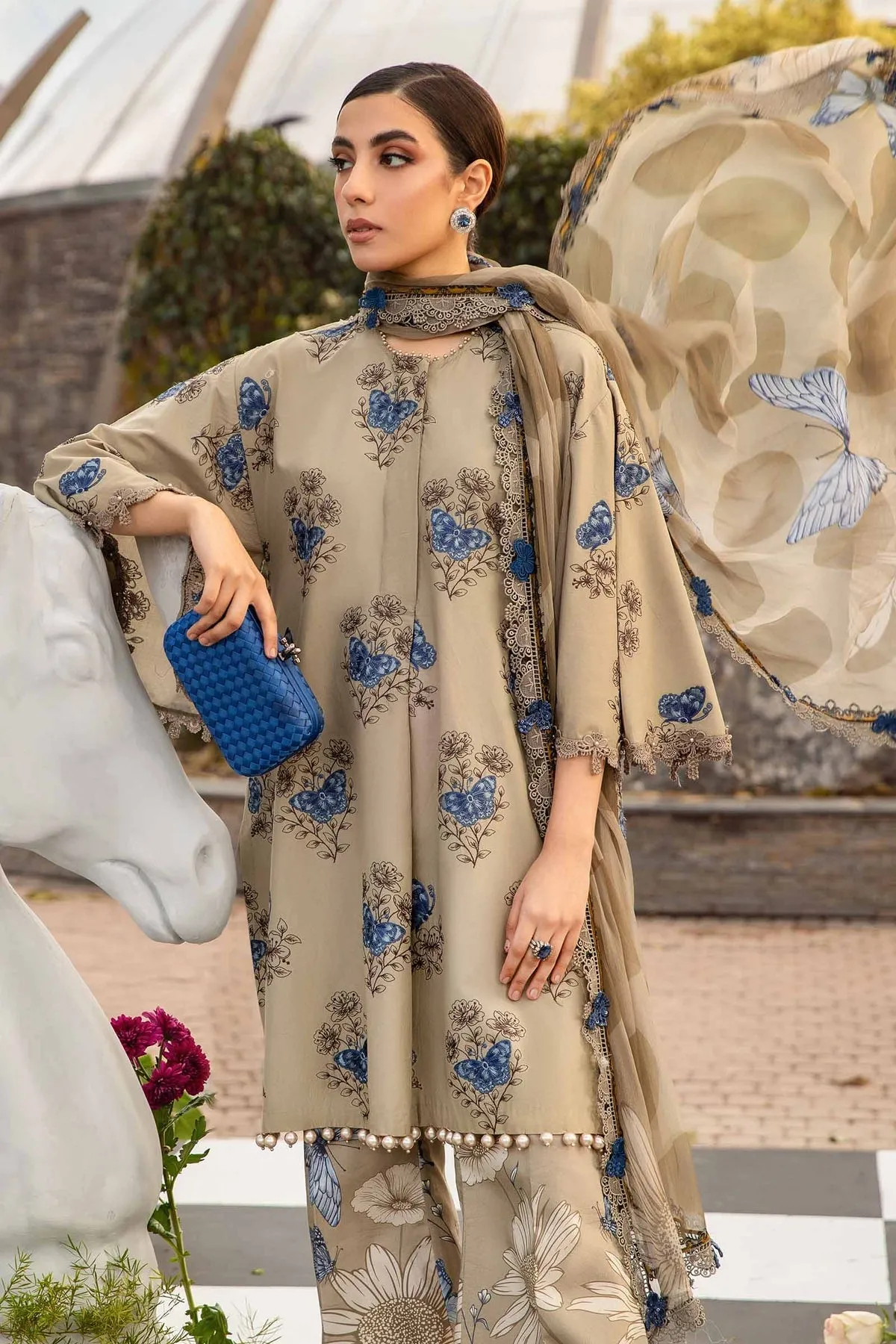 Maria.B M.Prints Unstitched Embroidered Lawn 3Pc Suit MPT-2105-B