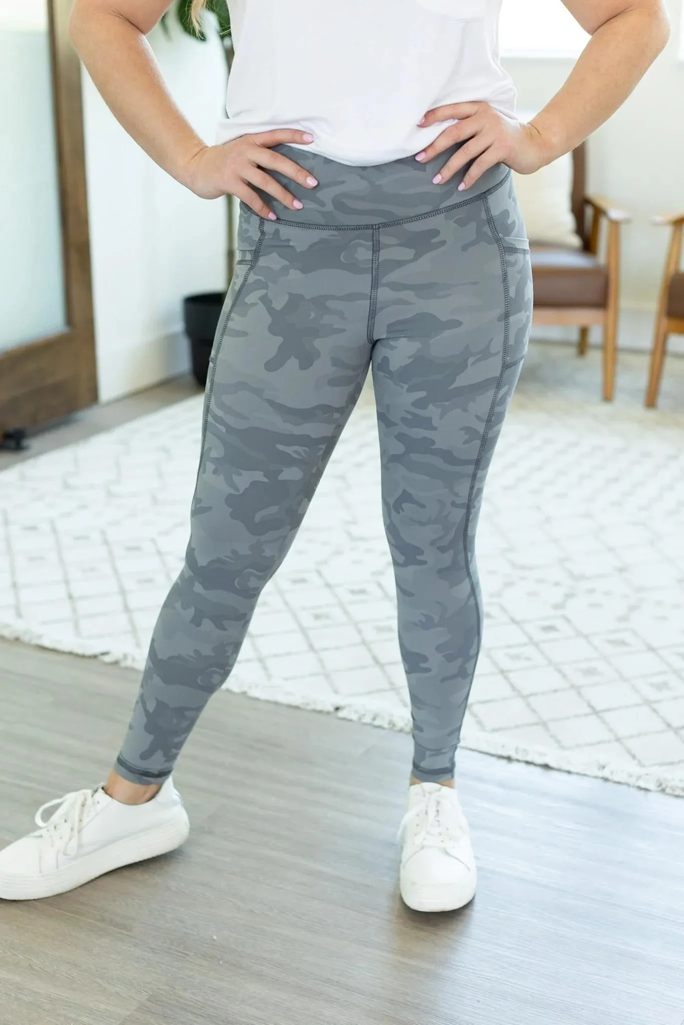 PREBOOK Athleisure Leggings - Camo