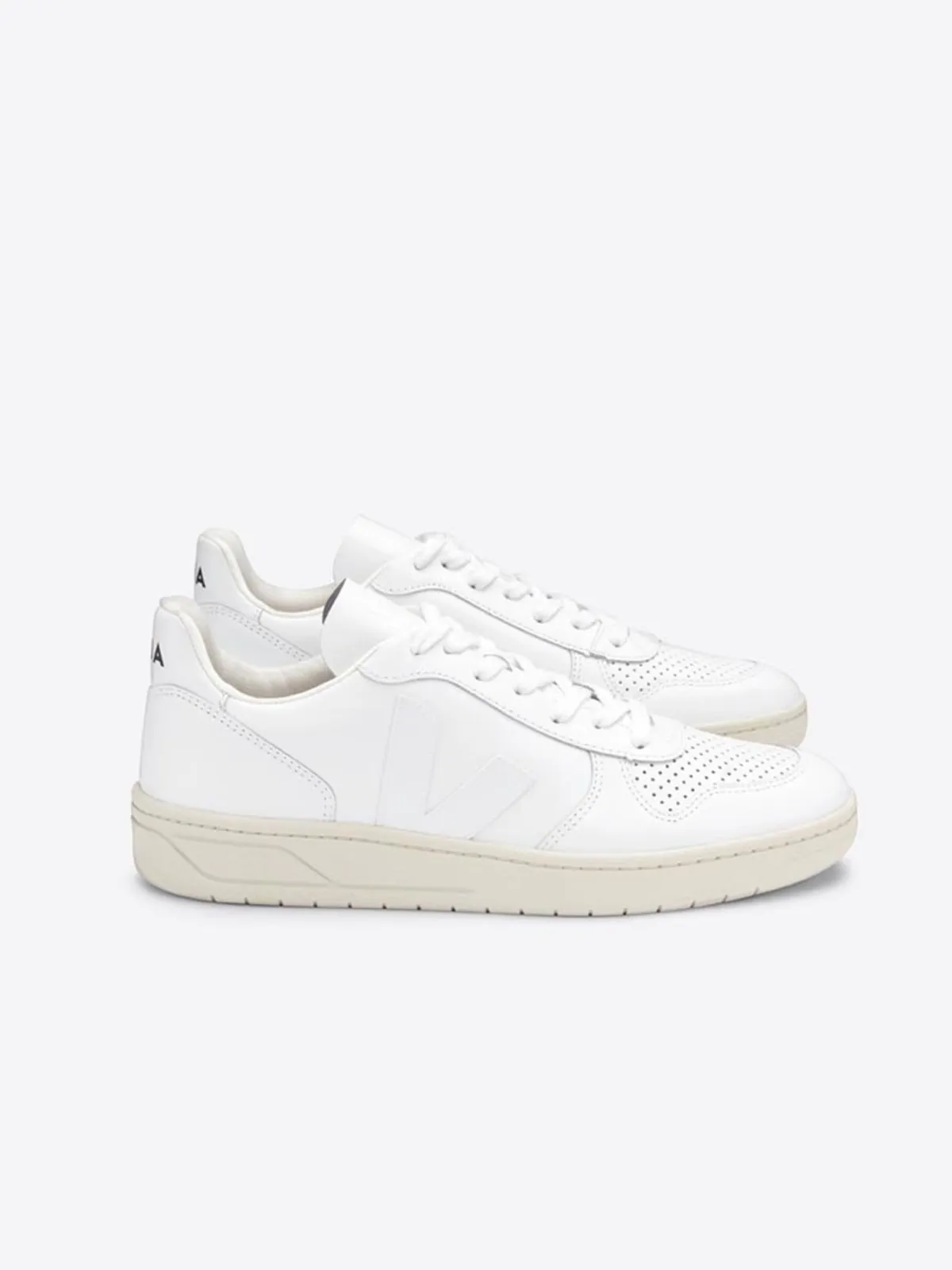 V 10 Sneaker - White