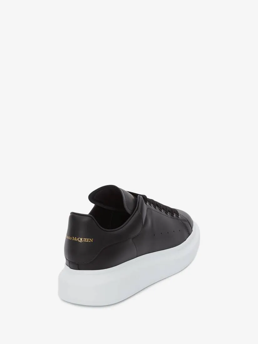 Women's Oversized Sneaker in Black